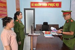 Cái giá phải trả từ các vụ vượt gác chắn, hành hung nữ nhân viên đường sắt