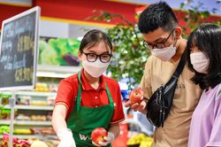 Loạt doanh nghiệp 'từ chối' tăng giá bất chấp chi phí lên cao