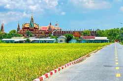Đồng bào Khmer đón mùa Tết Chôl Chnăm Thmây khởi sắc
