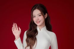Nữ sinh năm nhất trở thành hoa khôi Trường Đại học Khoa học Xã hội và Nhân văn