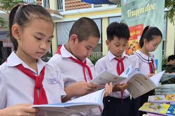Địa phương đầu tiên miễn phí sách giáo khoa, giảm áp lực chi phí cho phụ huynh