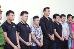 Bắt đôi vợ chồng cầm đầu công ty mua bán nợ, 'khủng bố' đòi nợ thuê 70 tỷ đồng