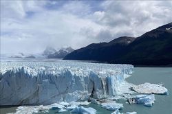 Sông băng ở vườn quốc gia Los Glaciares tại Argentina