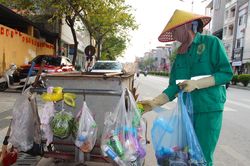 Phân loại rác tại nguồn: Vì sao vẫn khó?