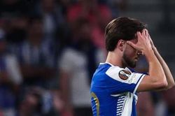 Porto 1-1 Nottingham Forest: Thảm họa phản lưới nhà và màn trình diễn siêu hạng của Ortega