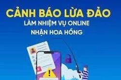 Kiếm 'hoa hồng' trên mạng, người phụ nữ 'bay' gần 700 triệu đồng