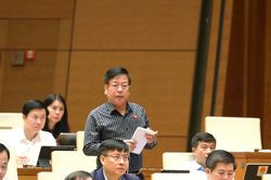 Đề xuất mở rộng ủy quyền ký giấy tờ hộ tịch và quy định chặt chẽ vấn đề liên quan quốc tịch