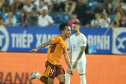 HAGL gây sốc, đánh bại Nam Định 2-1 ngay trên sân khách