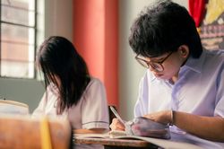 Chuyên gia chia sẻ bí quyết ôn thi hiệu quả trong thời điểm nắng nóng cực đoan
