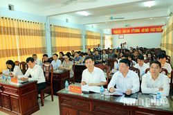 Tháo gỡ khó khăn cho doanh nghiệp tại KCN Hòa Xá và Mỹ Trung