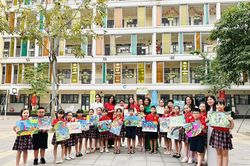 Ước mơ xanh cất cánh từ giờ học mỹ thuật ở Trường Tiểu học Kim Đồng