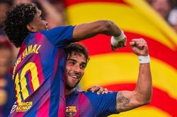 Barca chạm ngôi vương La Liga, Hansi Flick tuyên bố nóng đấu Atletico