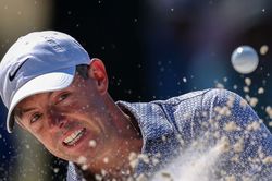 Rory McIlroy hụt hơi, The Masters nghẹt thở ngày chung kết