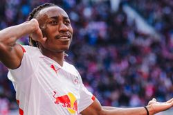 Tin tức về chuyển nhượng 12/4: MU lấy Diomande, Messi duyệt Casemiro