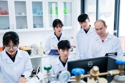 Hỗ trợ 1 tỷ đồng/năm cho mỗi nghiên cứu sinh xuất sắc, 'đặt hàng' làm chủ công nghệ lõi