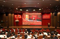 Hội nghị to&agrave;n quốc học tập, triển khai Nghị quyết Trung ương 2