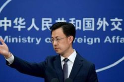 Trung Quốc và Anh bình luận về lệnh phong tỏa eo biển Hormuz của ông Trump