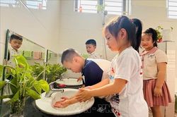 Tạo 'lá chắn', đẩy lùi nguy cơ thực phẩm không an toàn xâm nhập học đường