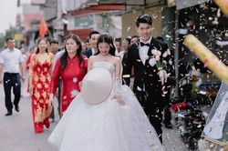 Cô gái Hải Phòng lấy anh hàng xóm, hai nhà dựng chung rạp, đặt chung 130 mâm cỗ