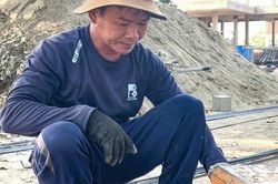 Hàng trăm công nhân vượt nắng hơn 40 độ xây trường cho trẻ vùng biên
