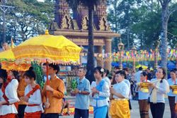 Tết Chôl Chnăm Thmây 2026: Lan tỏa sự quan tâm từ Trung ương đến từng địa phương