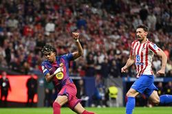 Lamine Yamal ghi bàn, Barca vẫn cay đắng rời Champions League