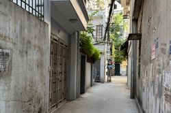 Nhà trong ngõ rao 15 tỷ đồng, giờ giảm gần 2 tỷ đồng vẫn không ai hỏi