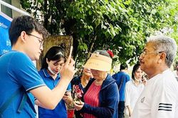 Người cao tuổi, người yếu thế sẽ được hỗ trợ xác thực thuê bao tại nhà