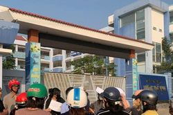 Giáo viên tiểu học ở TPHCM phạt học sinh tự chích kim tiêm vào tay