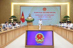Thủ tướng: Năm 2026 tiết kiệm khoảng 170 nghìn tỷ đồng chi thường xuyên