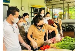 Xã Kim Anh: Tăng cường kiểm tra an toàn thực phẩm tại các cơ sở dịch vụ ăn uống