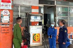 Hà Nội xử phạt các nơi chỉ bán xăng tối đa 300.000 đồng/lượt cho ô tô
