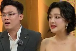 Yêu á hậu, chàng trai có màn cầu hôn 'dở khóc dở cười' lúc đêm khuya