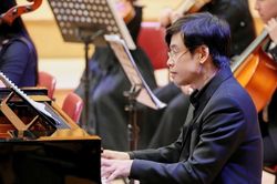 Đêm nhạc có sự góp mặt của 2 nghệ sĩ piano Huy Phương và Trinh Hương