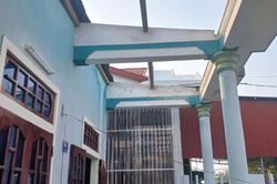 Lốc xoáy kèm mưa dông làm hư hại 13 nhà dân, hàng quán ở xã biên giới Quảng Trị