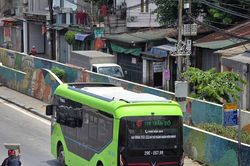 Hà Nội đưa thêm 53 xe buýt điện vào hoạt động