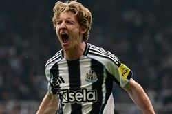 Tin tức về chuyển nhượng 17/4: MU lấy Lewis Miley, Bayern mua Gordon