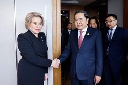 Chủ tịch Quốc hội Trần Thanh Mẫn gặp lãnh đạo nghị viện nhiều nước