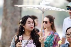 Dự báo thời tiết 18/4/2026: Miền Bắc vẫn mưa giông, Hà Nội cao nhất 29 độ