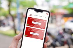 Vì sao nhiều người không thêm được giấy đăng ký xe vào VNeID?
