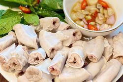 Luộc l&ograve;ng lợn bao nhi&ecirc;u ph&uacute;t th&igrave; ch&iacute;n v&agrave; trắng gi&ograve;n?