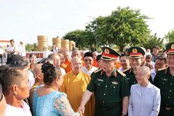 Đại tướng Nguyễn Trọng Nghĩa: Phát huy vai trò già làng, người có uy tín và chức sắc tôn giáo