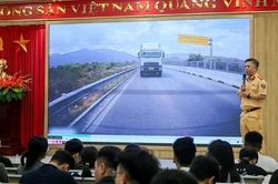 Đi sát hạch lái xe, thí sinh được xem video cảnh báo tai nạn