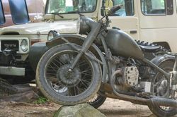 Xe ba bánh sidecar vượt thời gian, người Việt sưu tầm có giá trị hàng trăm triệu