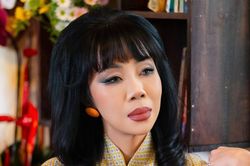 Cách làm khôn ngoan của ca sĩ Đoan Trường để né ồn ào giống MC Trác Thúy Miêu