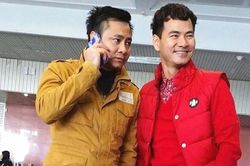 Cục trưởng Xuân Bắc hài hước bên NSND Tự Long, Viện trưởng Khánh Thi báo tin vui