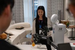 Dịch vụ robot dọn nhà của Trung Quốc thu hút quốc tế