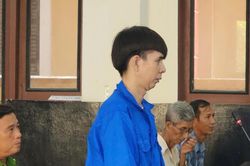 19 năm tù cho bị cáo đâm 3 người vì ghen tuông ở Đồng Tháp