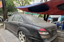 Thông tin bất ngờ về chiếc Mercedes bị 'bỏ quên' 10 năm trên vỉa hè Hà Nội