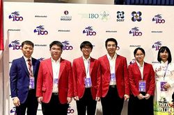 Việt Nam 'đại thắng' Olympic Quốc tế 2025: 100% học sinh đi thi đều có Huy Chương